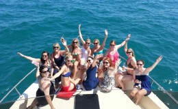 Cancun enjoyment on yacht