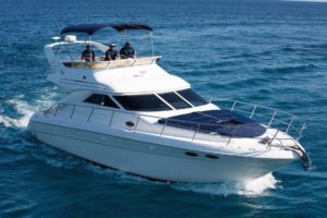 Sea-ray Luxury Yacht