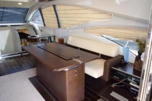 luxury azimut boat cancun