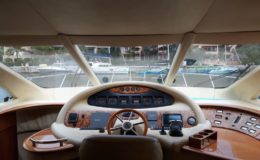 55′ Azimut With Flybridge Luxury Yacht 9