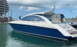 Hire best boat in cancun
